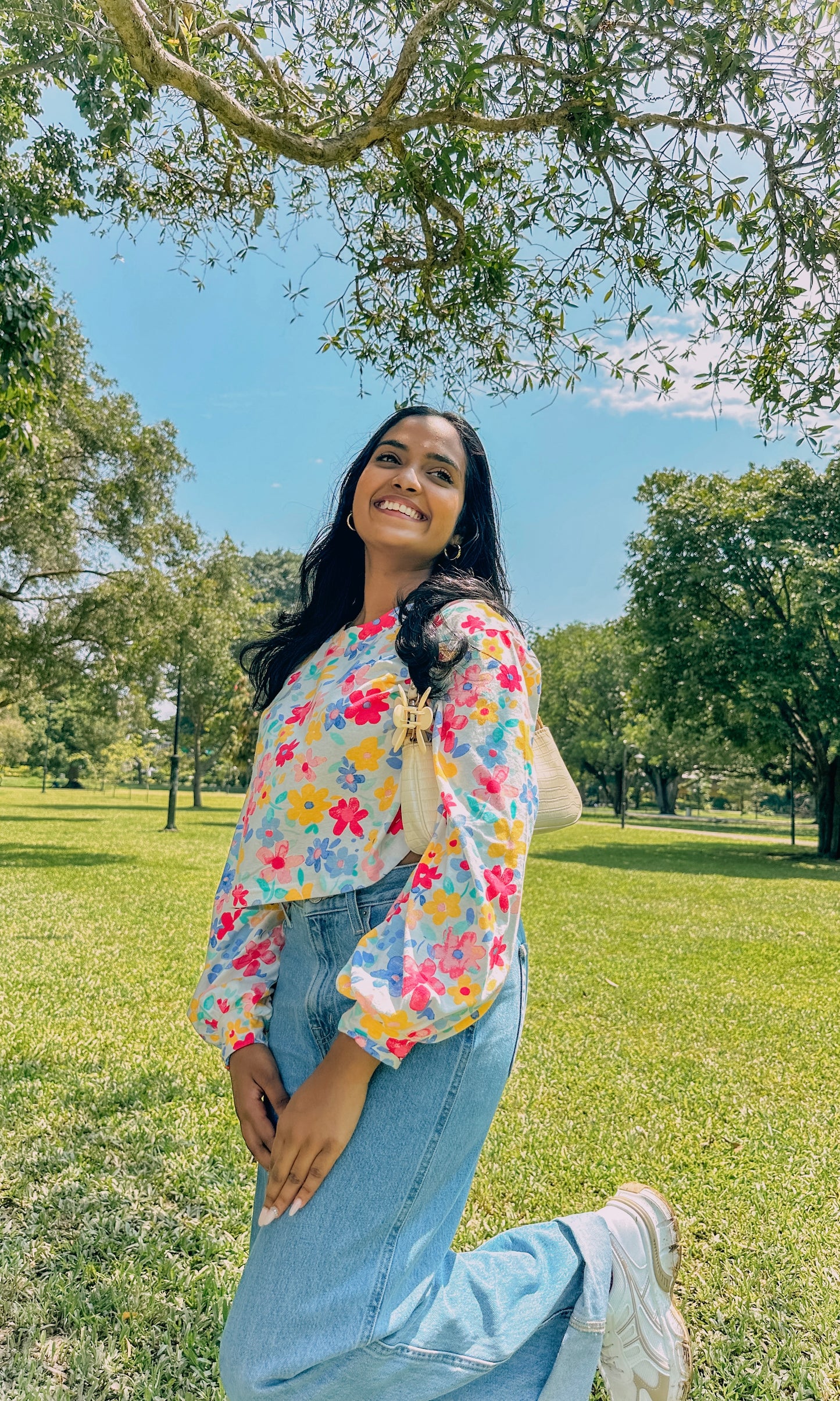 Vibrant Petals Balloon Sleeve Pullover