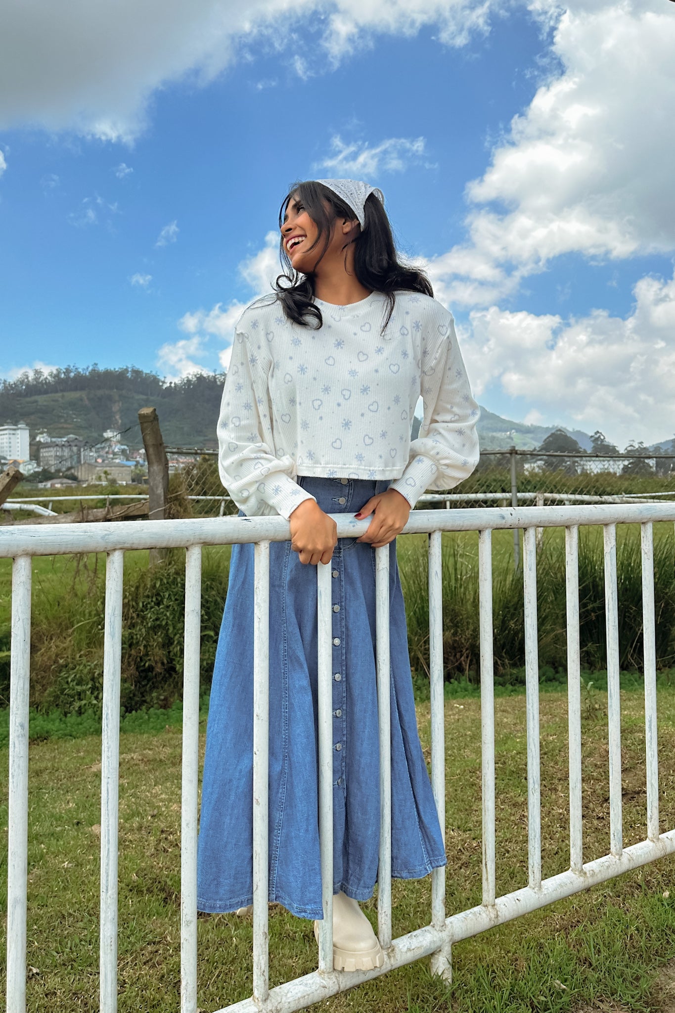 Snowy Day Dream Crop Balloon Sleeve Pullover