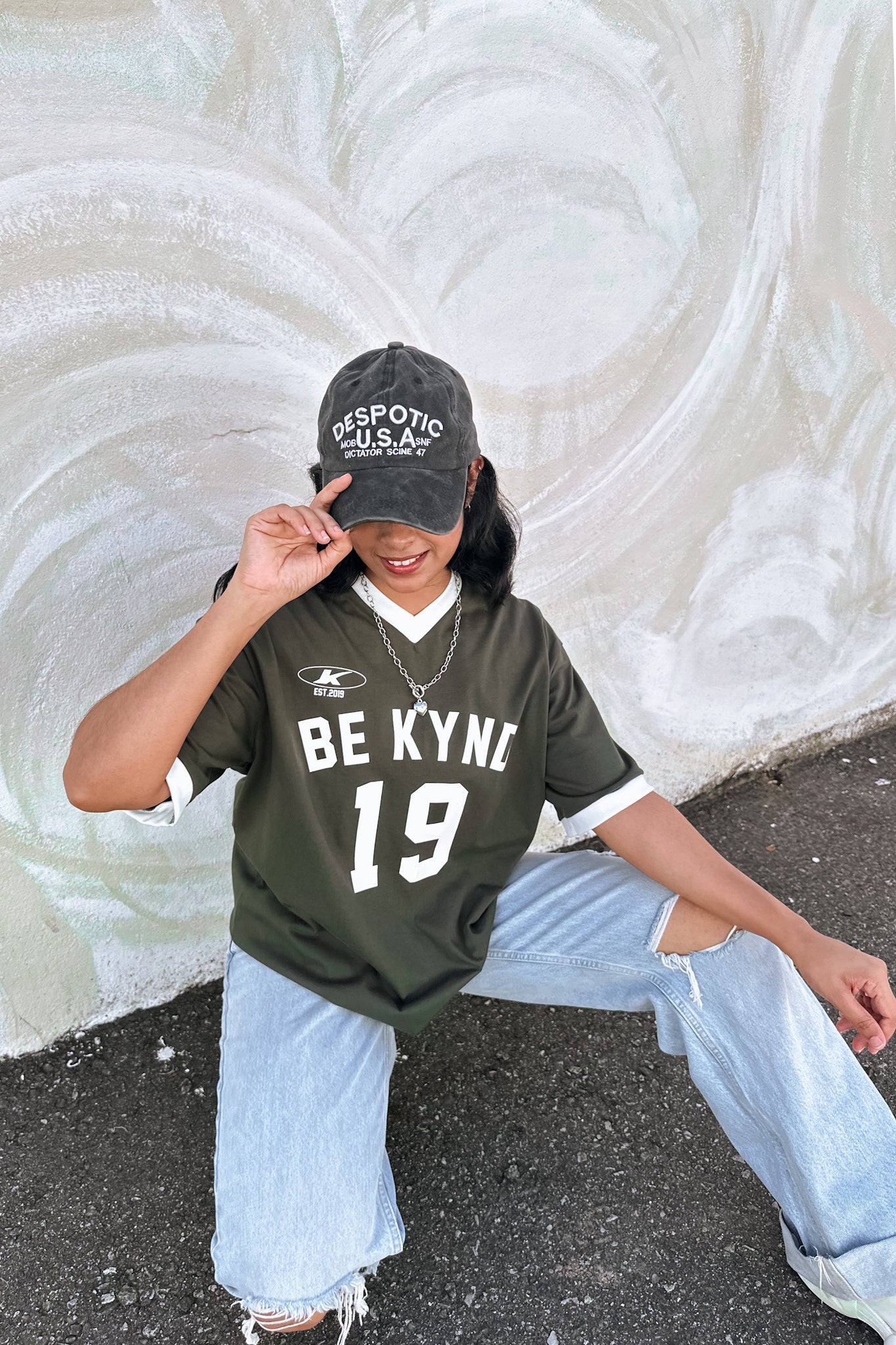 Kynd Bold Tee in Army Green