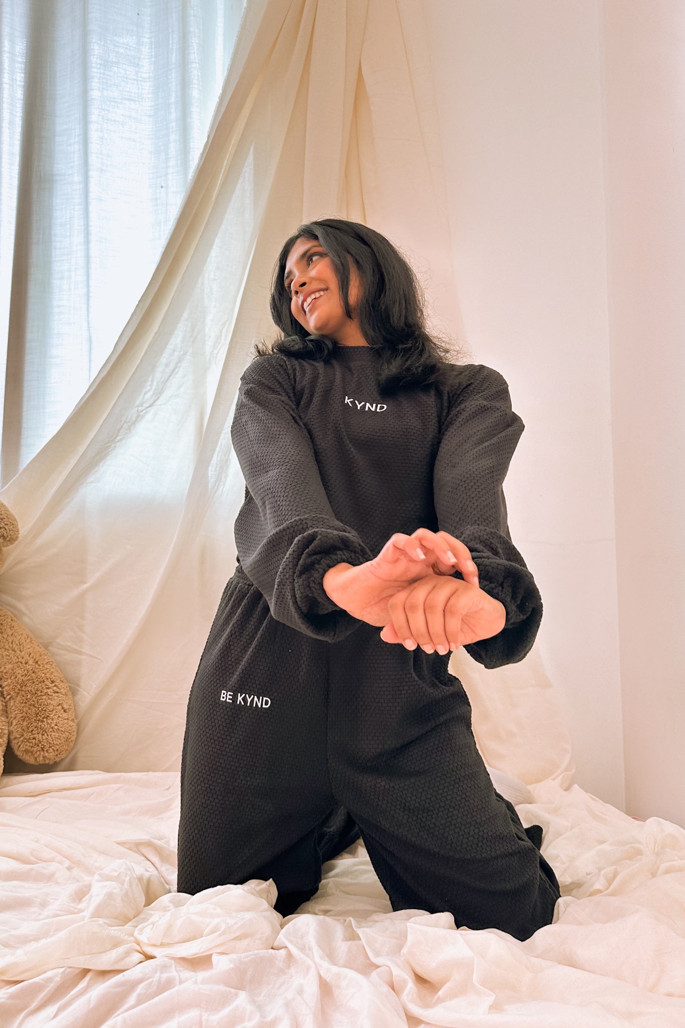 Storm Cuddle Crop Pullover