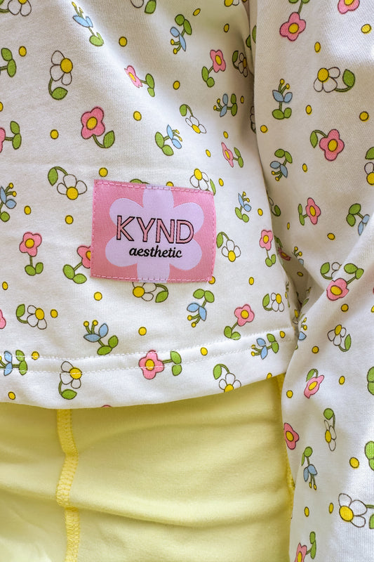 Sugar Petals Balloon Sleeve Crop Pullover