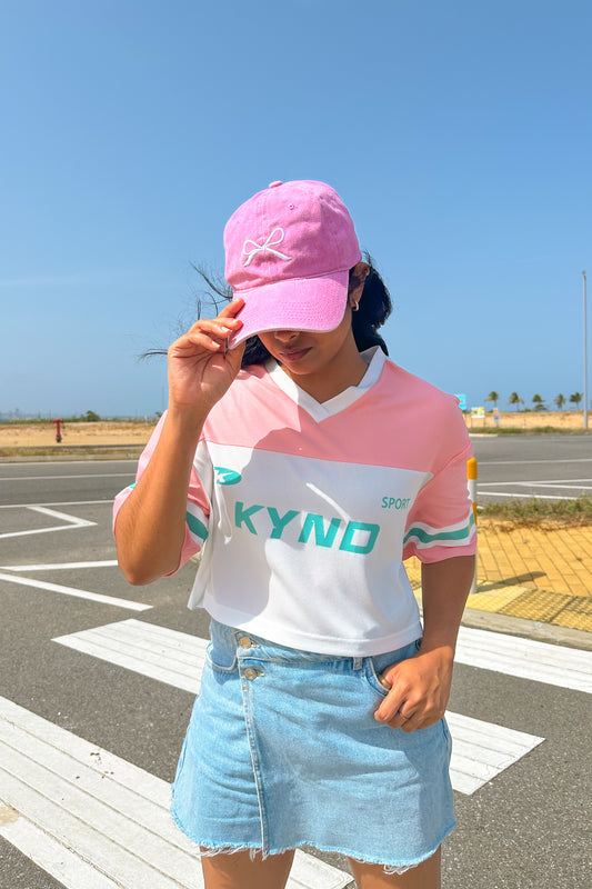 Kynd Play Girl Oversize Crop Jersey Peach/White