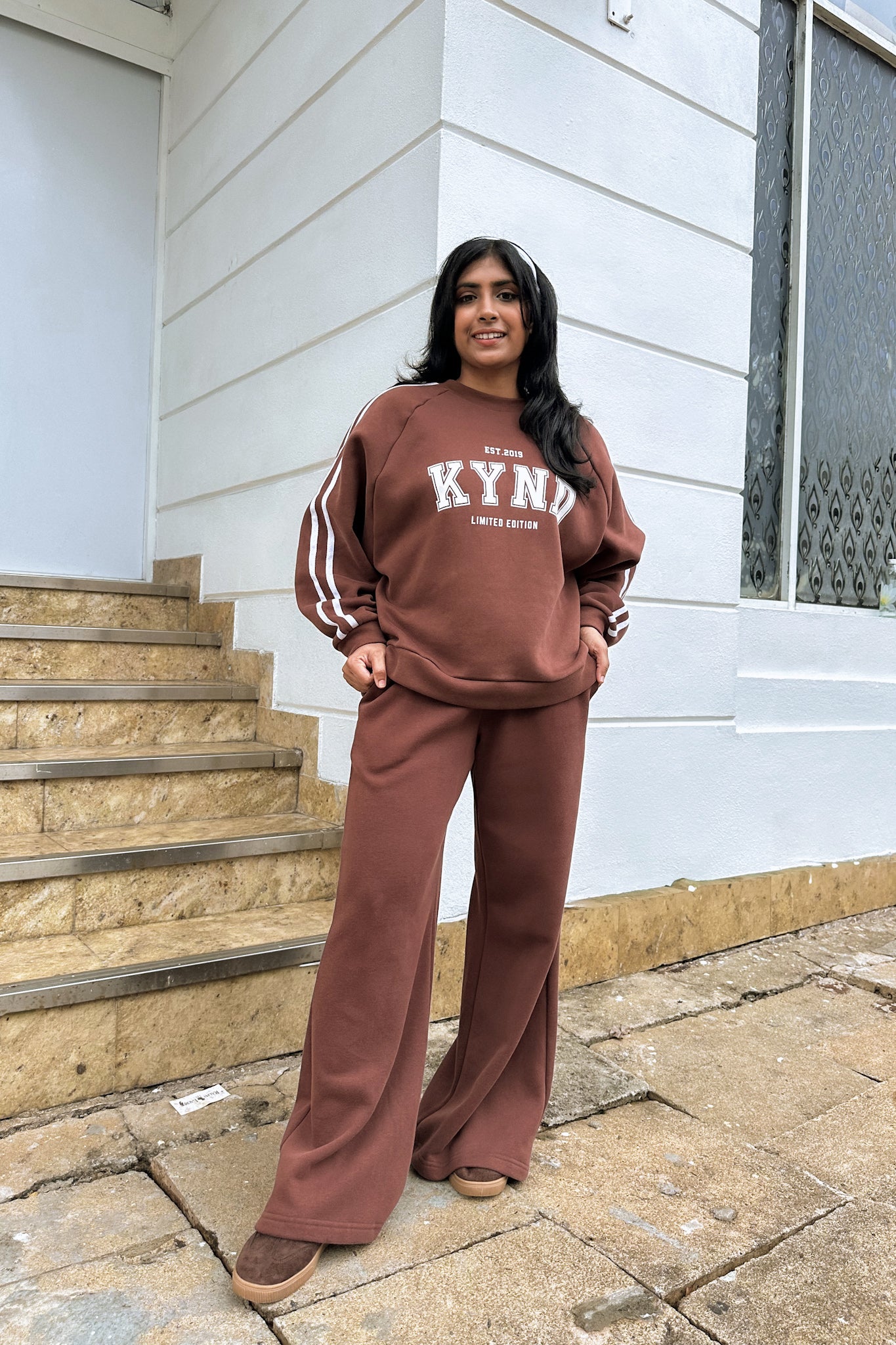Kynd Classic Brown Wide Leg Pant