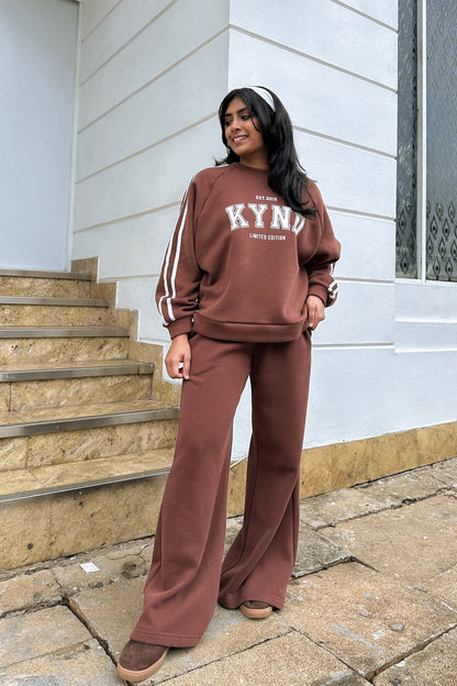 Kynd Classic Brown Wide Leg Pant