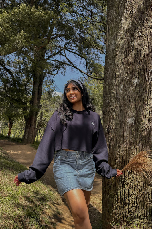 Muted Noir Crop Pullover