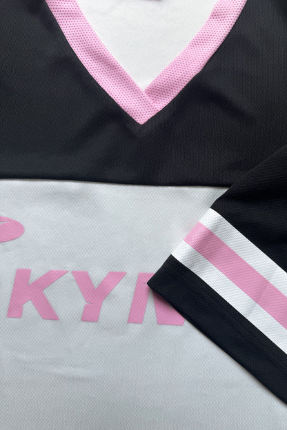 Kynd Play Girl Oversize Crop Jersey Black/White