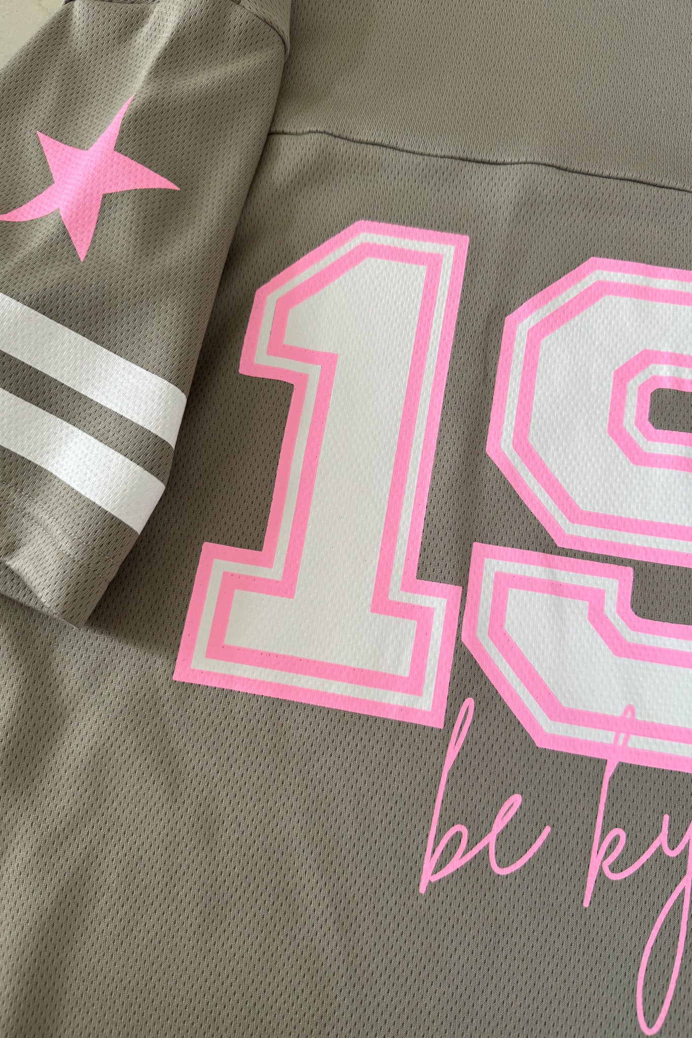 Star Player Oversize Jersey Beige