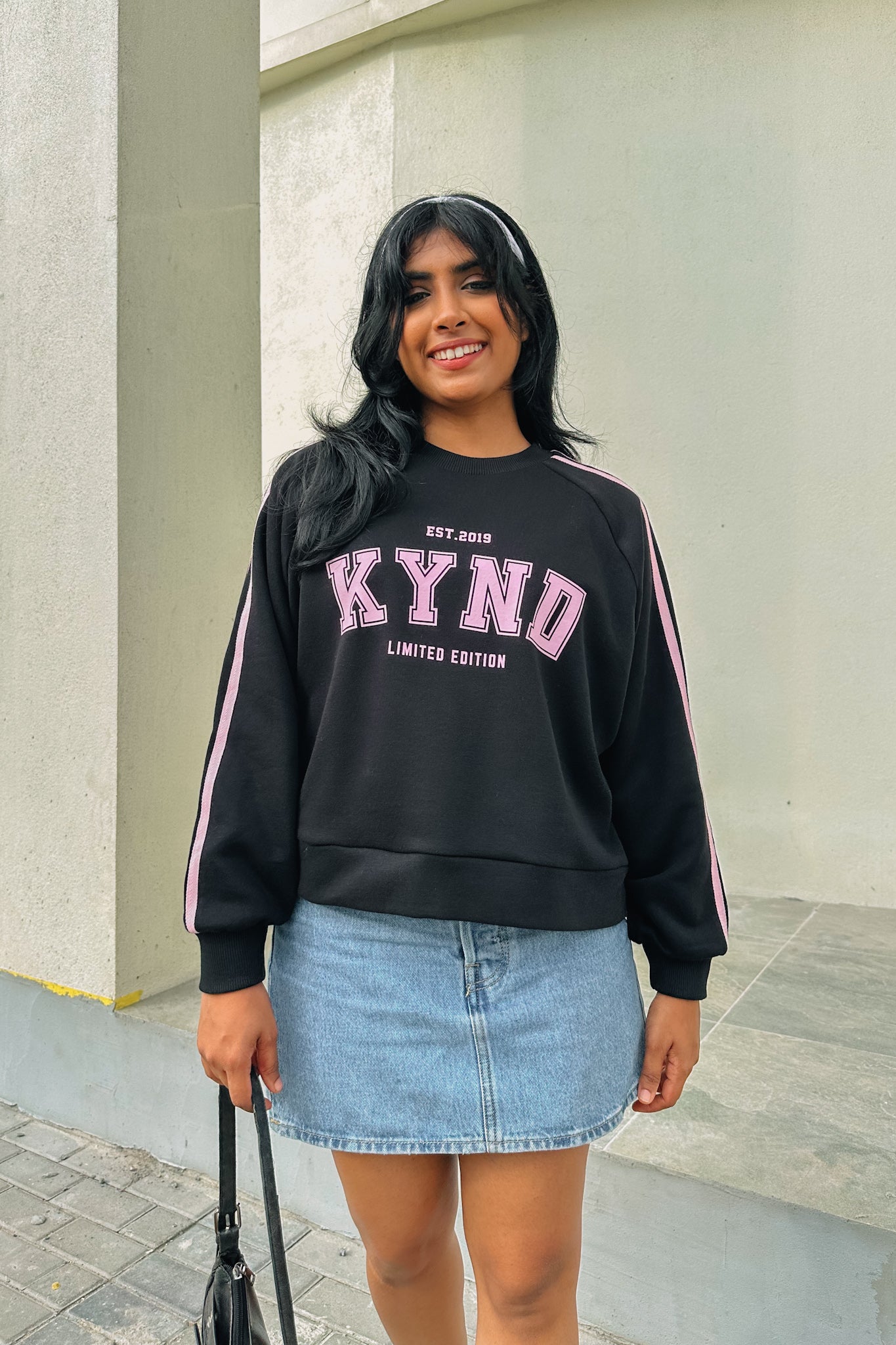 Kynd Classic Jet Black Sweatshirt