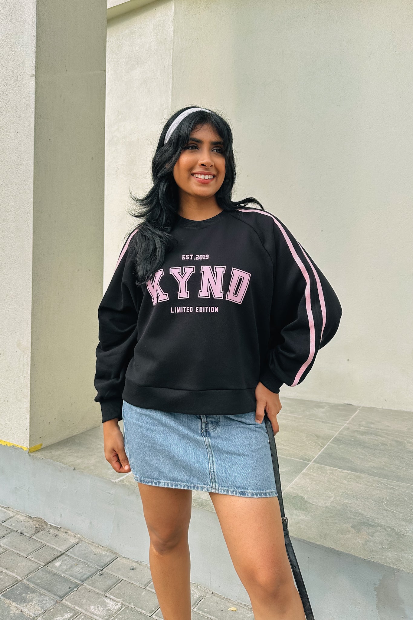 Kynd Classic Jet Black Sweatshirt